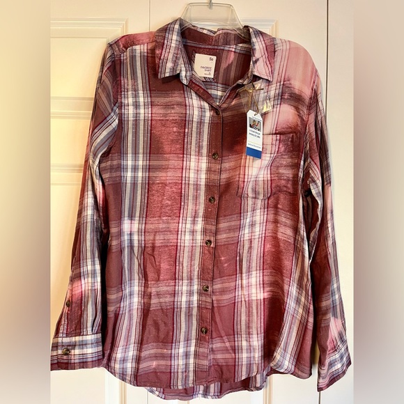 Distressed lightweight button down - Picture 2 of 4